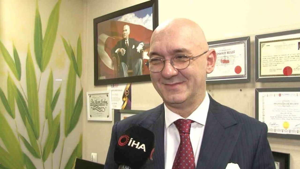 Türkiye'de Tek Kollu Robotik Cerrahi Dönemi Başladı