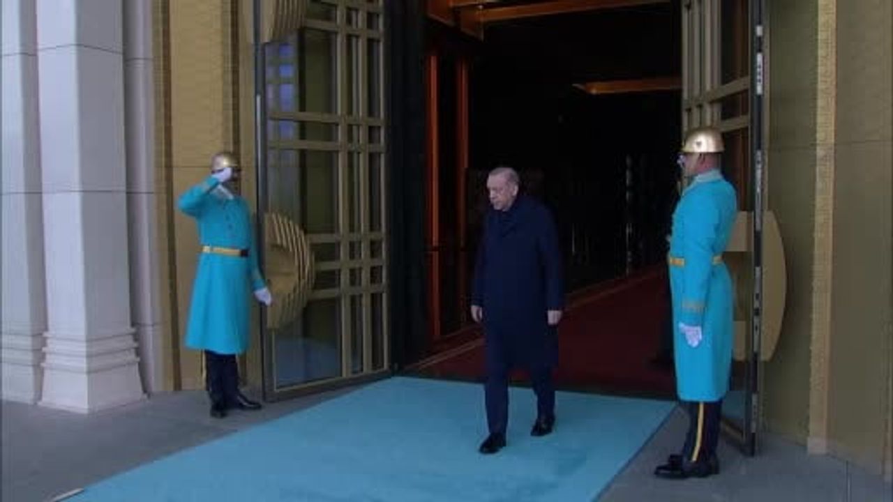 Türkiye-Nijerya İlişkilerinde Önemli Bir Adım: Tinubu Törenle Karşılandı