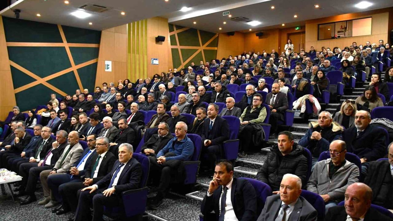 Türkiye Yüzyılı Maarif Modeli Eskişehir'de Tartışıldı