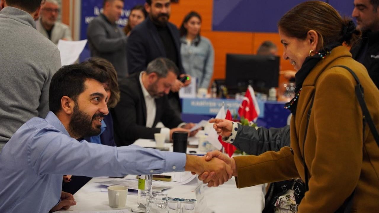 Tuzla Belediyesinde Halk Buluşması: Başkan Bingöl İle Komşular Buluştu