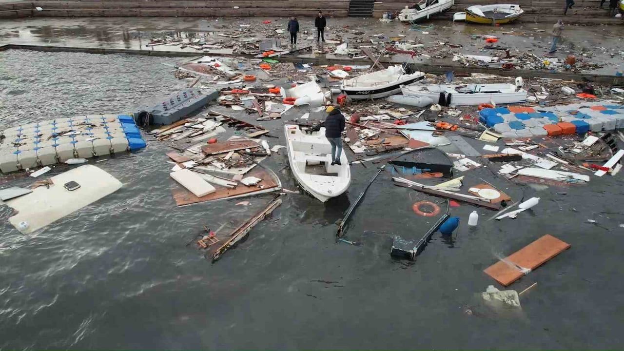 Tuzla'da Fırtına Sonrası Tahribat Havadan Görüntülendi