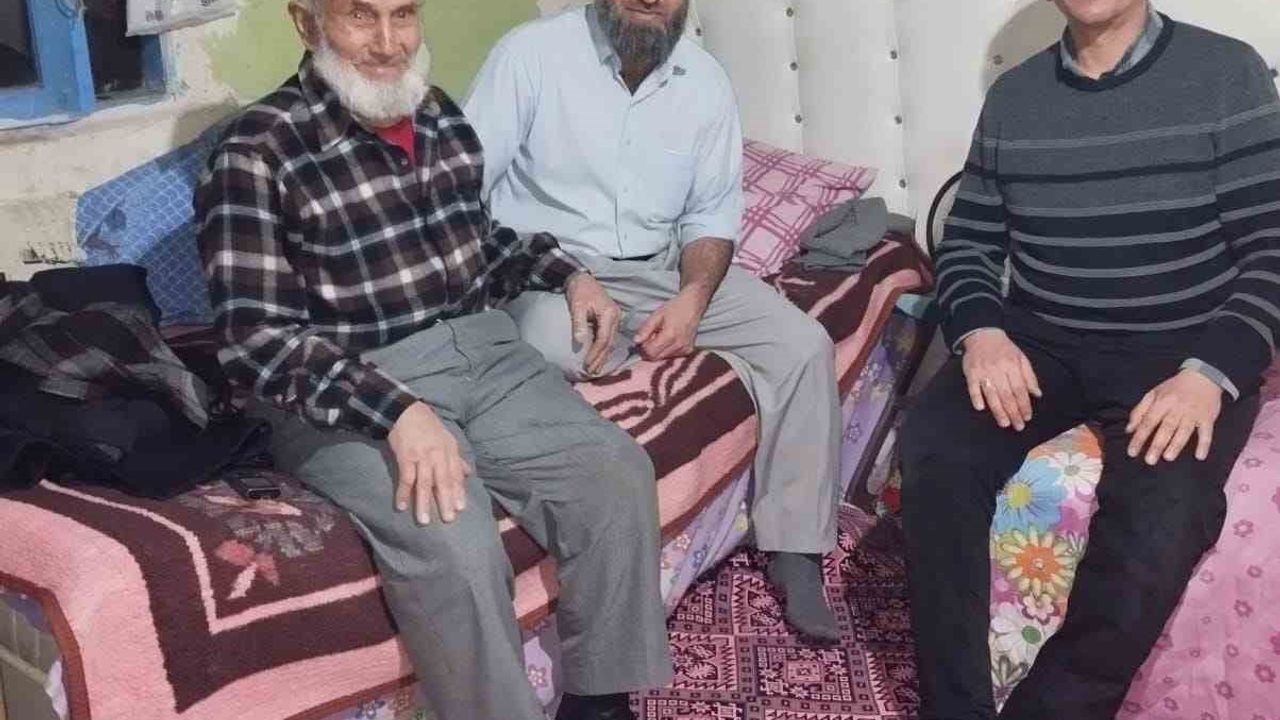 Ulu Çınarlar Projesi ile Yaşlılara Anlamlı Ziyaretler