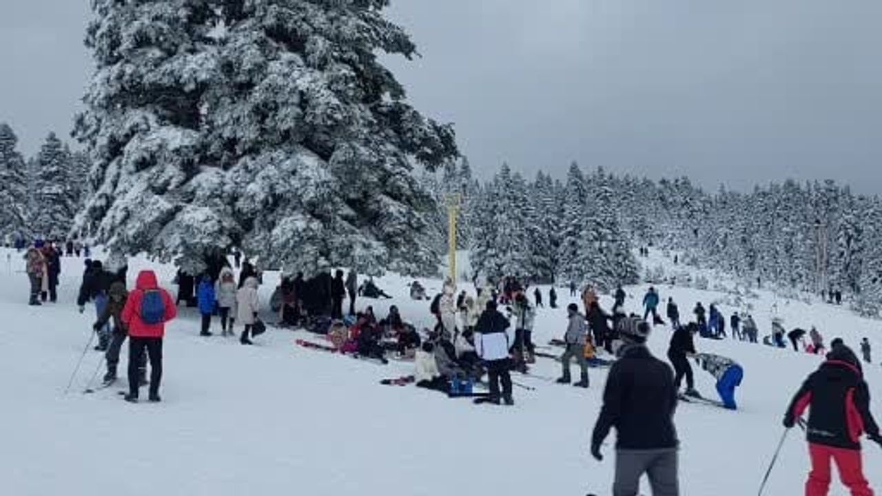 Uludağ'da Telesiyej Arızası: 40 Tatilci Mahsur Kaldı