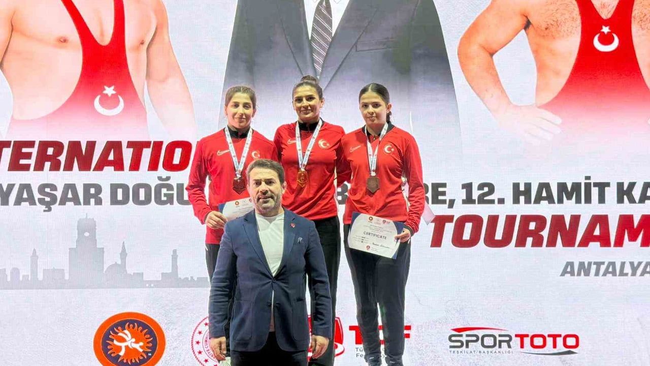 Uluslararası Güreş Turnuvasında İkinci Gün Müsabakaları Gerçekleşti