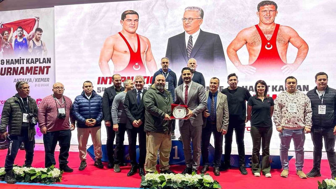 Uluslararası Yaşar Doğu, Vehbi Emre ve Hamit Kaplan Turnuvası Sonuçlandı