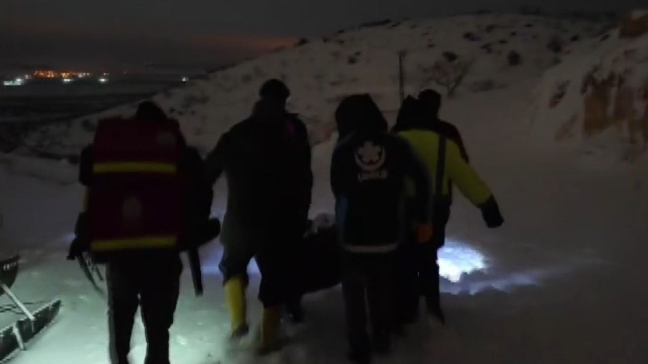 UMKE Ekibi Yoğun Kar Engeline Rağmen Zorlukları Aştı