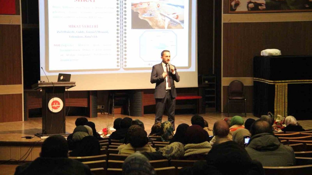 Umrecilere Bilgilendirme Semineri Yapıldı