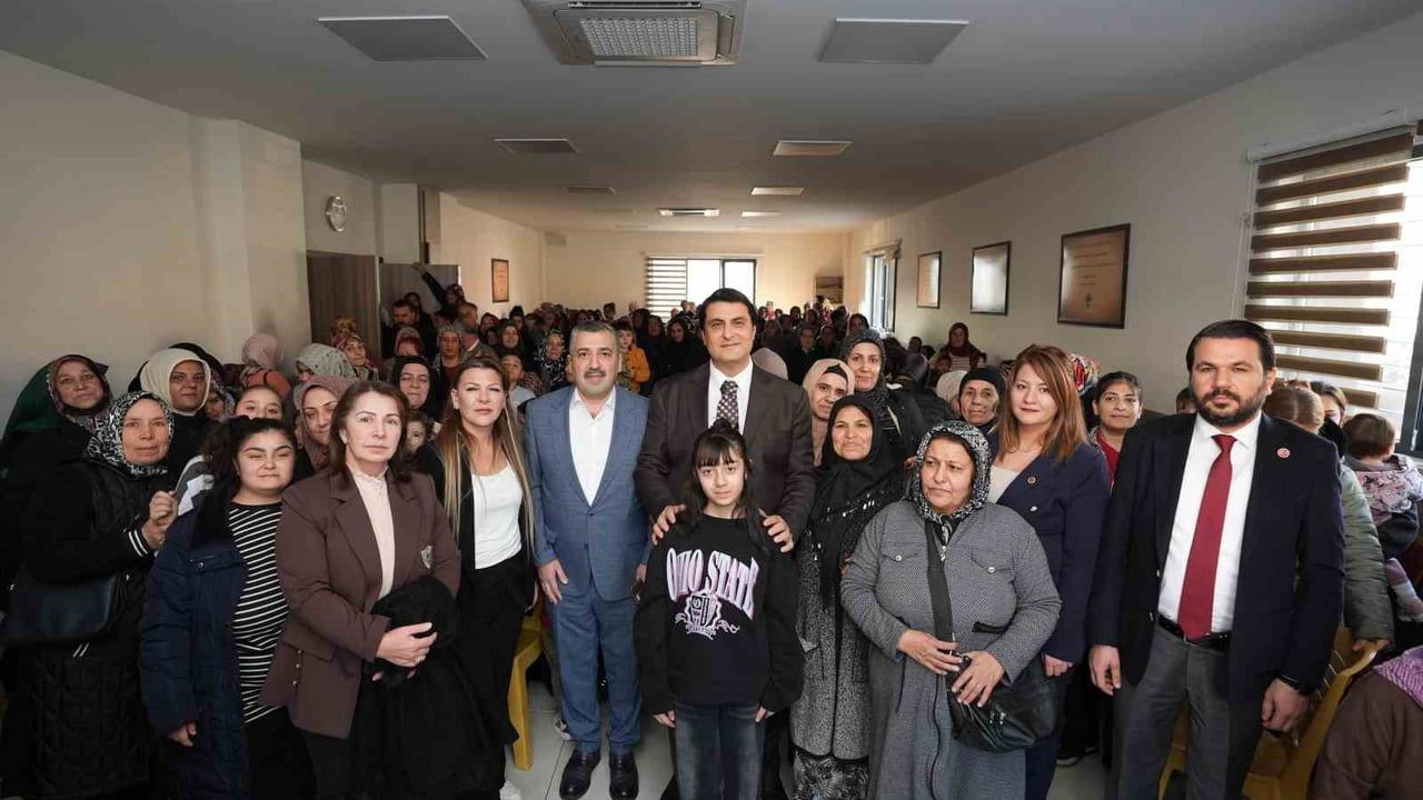 Umut Yılmaz, Karşıyaka Mahallesi'nde Kadınlarla Buluştu