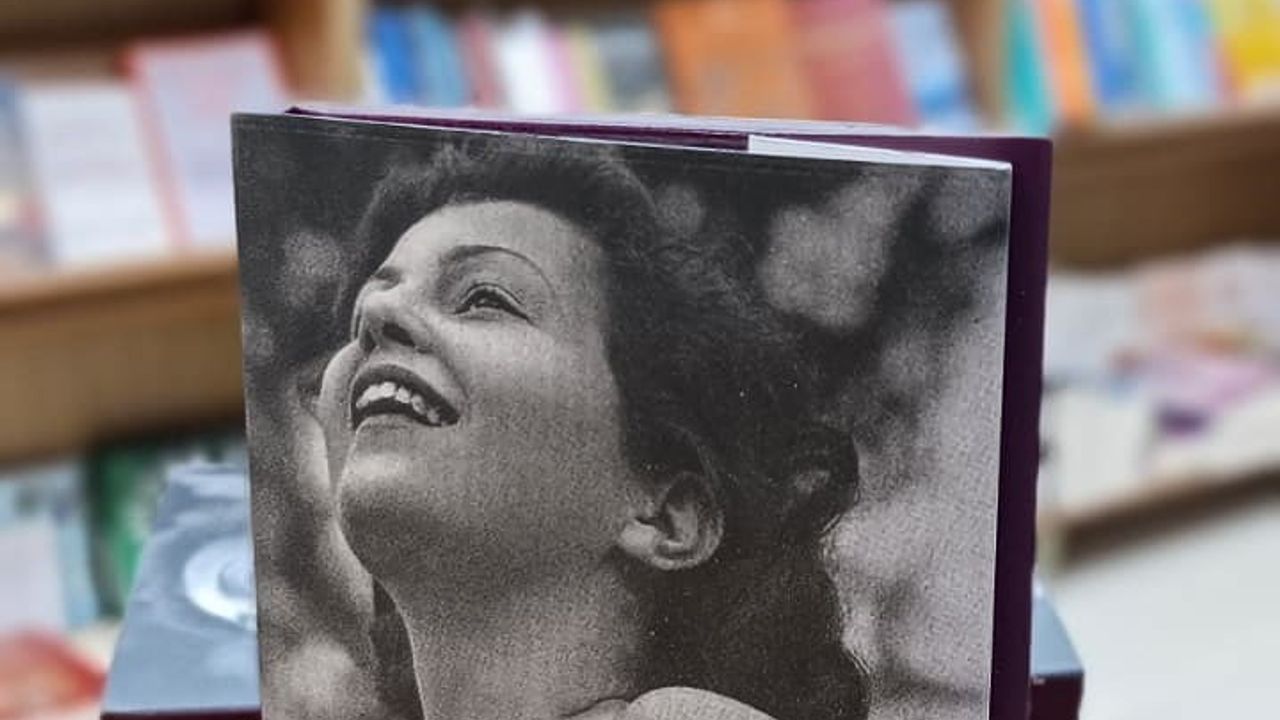 Ünal Ersözlü'nün Yeni Şiir Kitabı 'Böğürtlen Öpücüğü' Raflarda