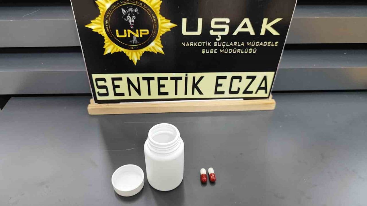 Uşak'ta Uyuşturucu Operasyonu: 4 Bin 577 Kullanımlık Bonzai Ele Geçirildi