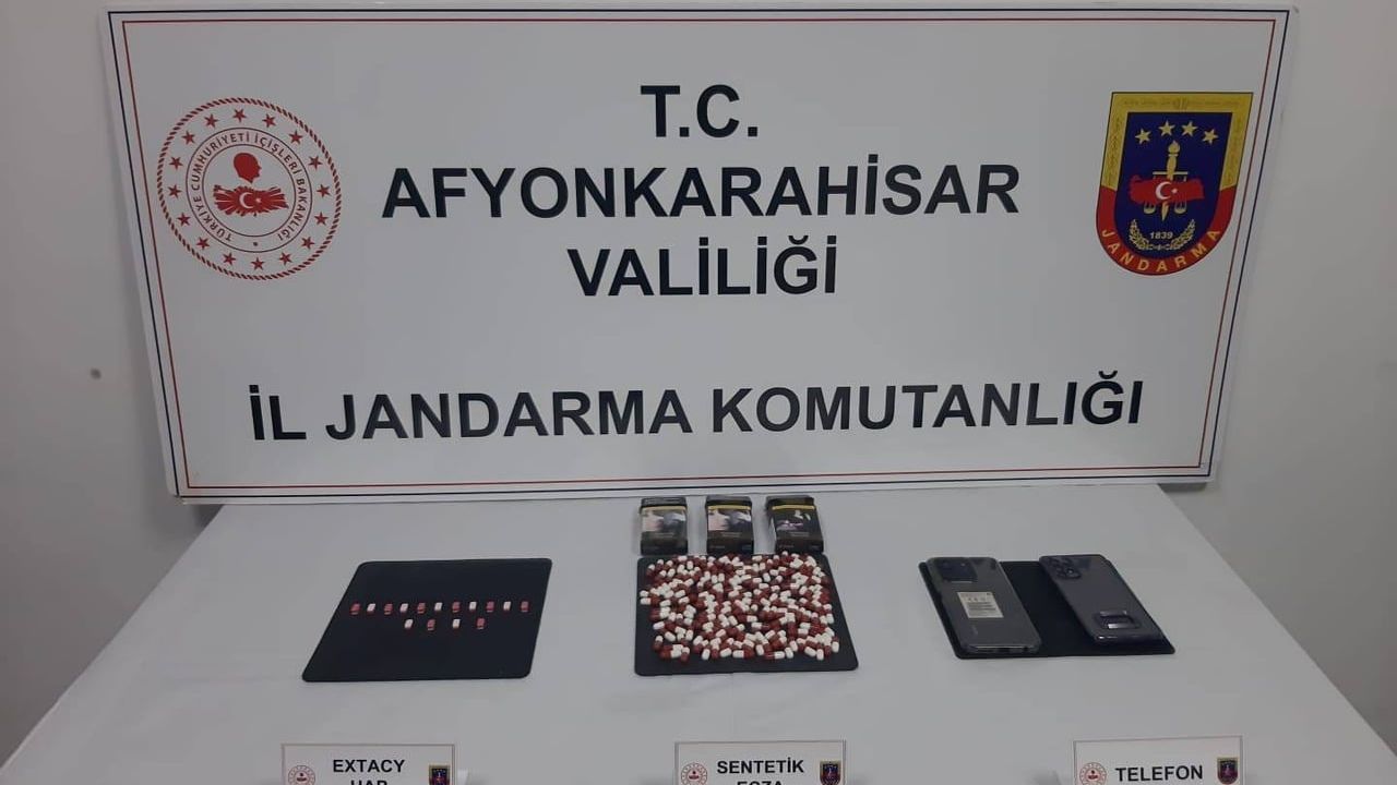 Uyuşturucu Operasyonu: İki Kişi Tutuklandı
