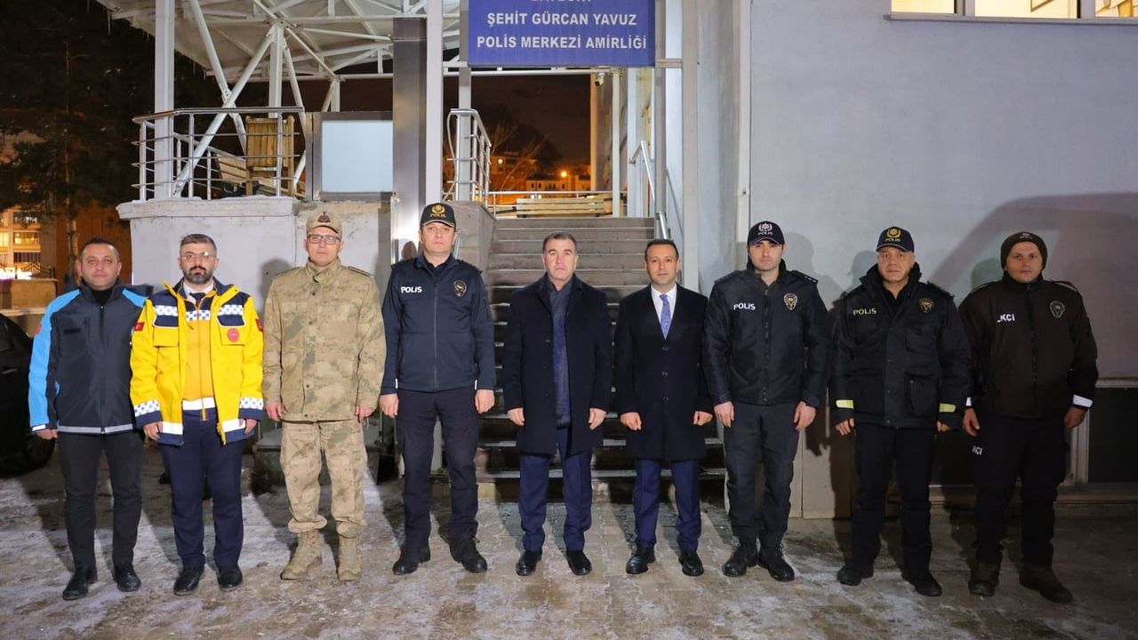 Vali Eldivan, Güvenlik Güçleriyle Yeni Yıla Girdi