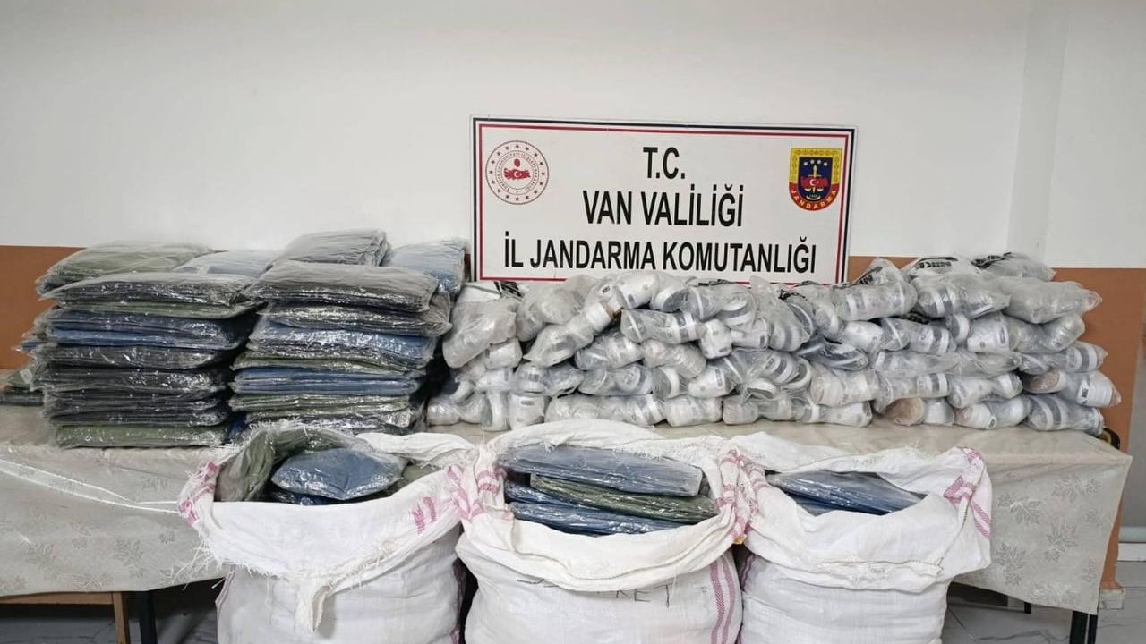Van'da 4,1 Milyon TL Değerinde Kaçak Eşya Ele Geçirildi