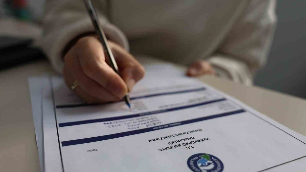 Vezirköprü'de Sosyal Destek Projeleri Çocukların Yüzünü Güldürüyor