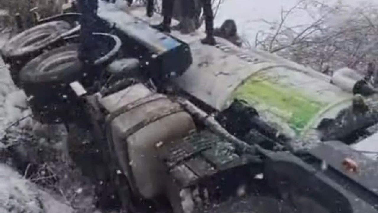 Vidanjör Kaza Yaptı: Yolalan Belediyesi aracında can kaybı yok