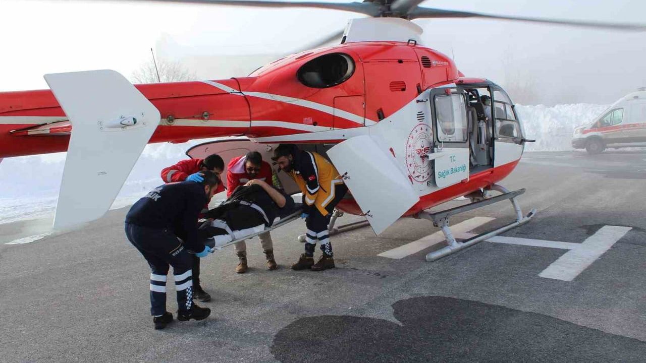 Yaşlı Hastaya Hava Ambulansı ile Zamanında Müdahale
