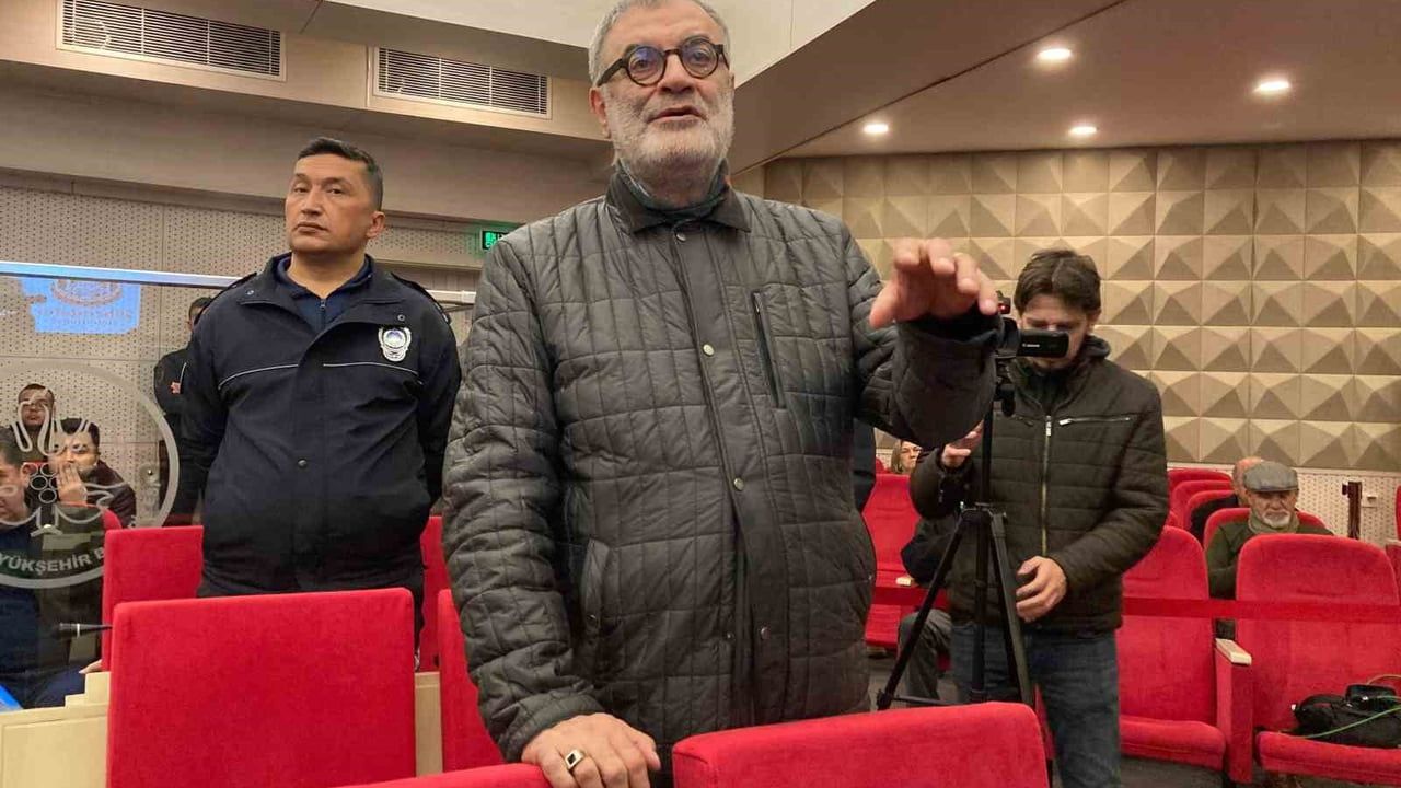 Yenal Yıldırım Partisinden İstifa Etti