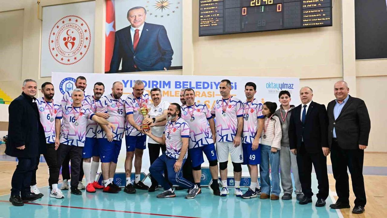 Yıldırım Belediyesi Voleybol Turnuvası: Kazanan Dostluk