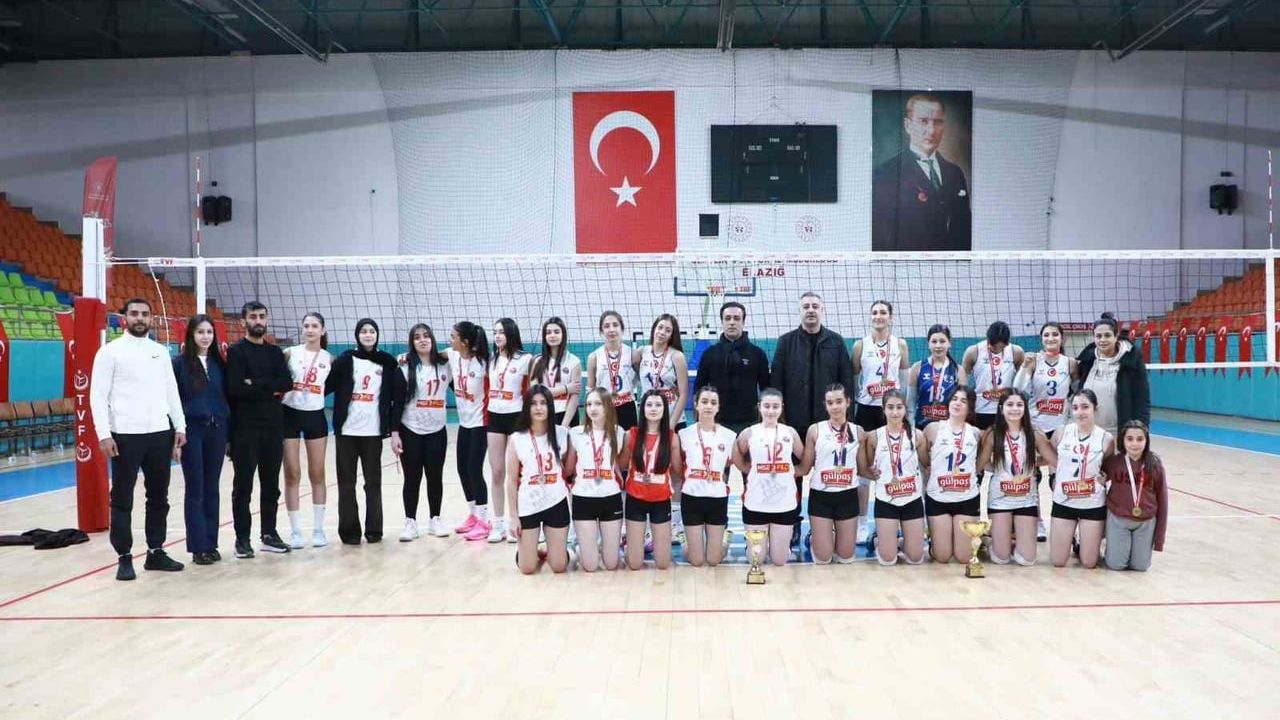 Yıldız Kadınlar Voleybol İl Birinciliği Sonuçlandı