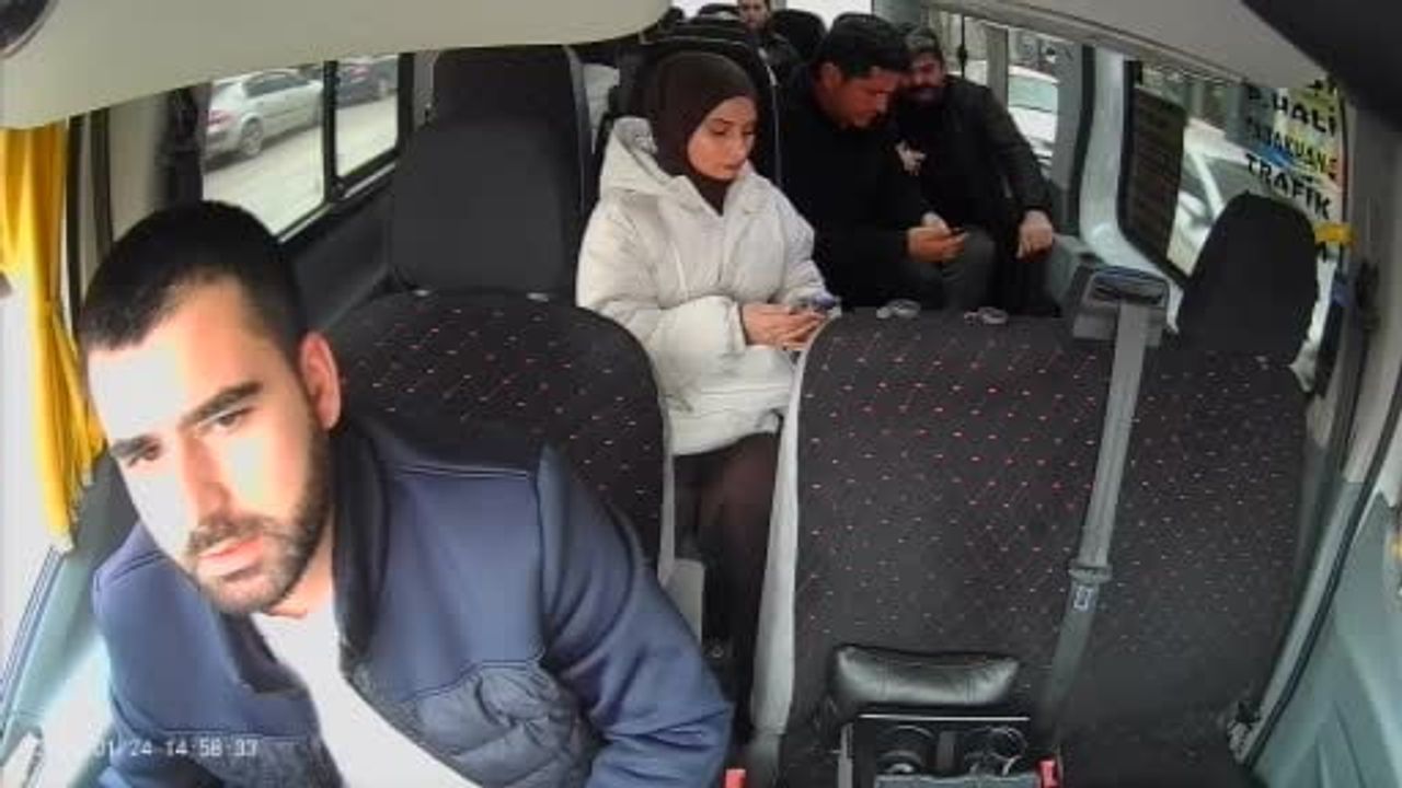 Yolcu Krizinde Kahramanlık: Dolmuş Şoförü Acil Durumda Ne Yaptı?