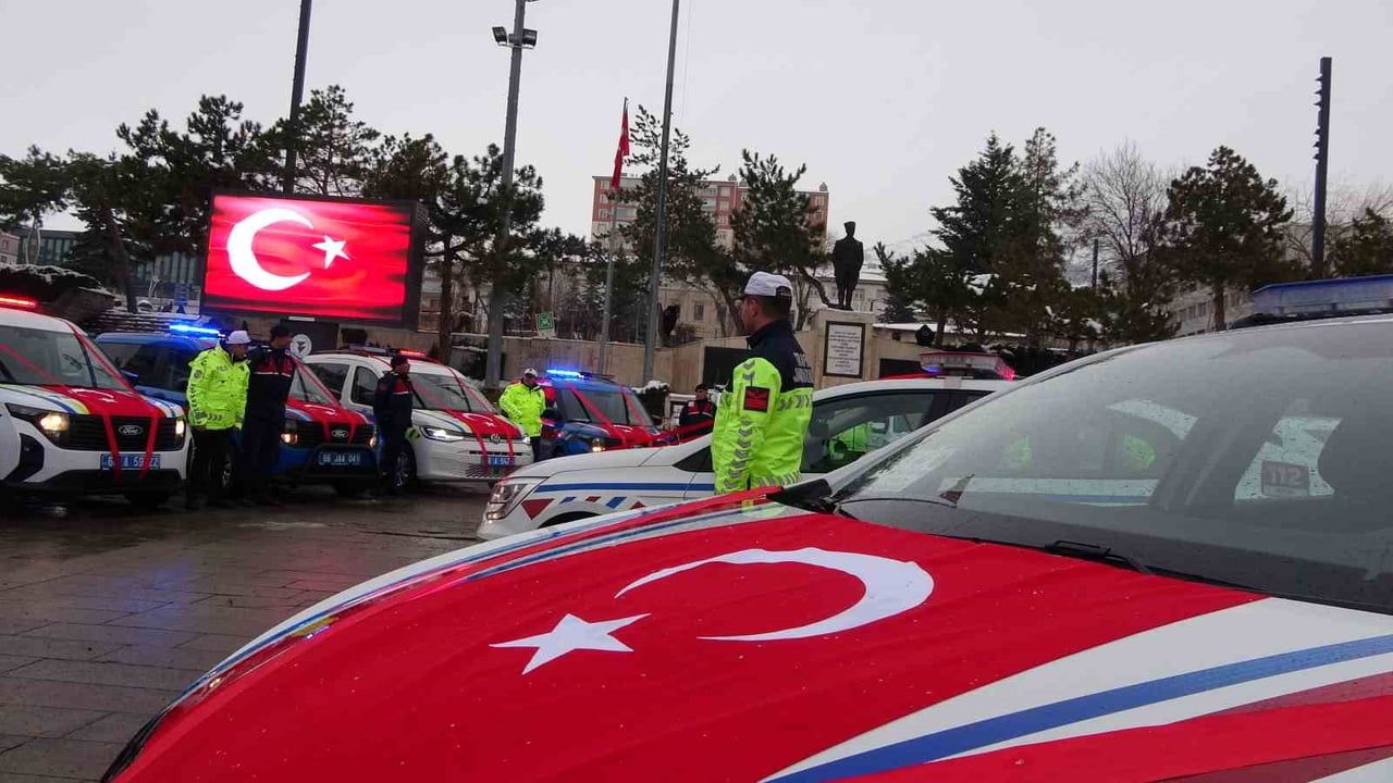 Yozgat'ta 54 Yeni Araç Emniyet ve Jandarmaya Teslim Edildi