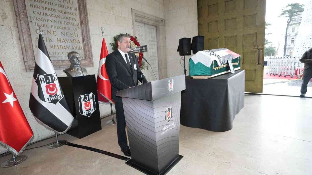 Yüksel Okçuoğlu Anma Töreni Tüpraş Stadyumu'nda Gerçekleşti