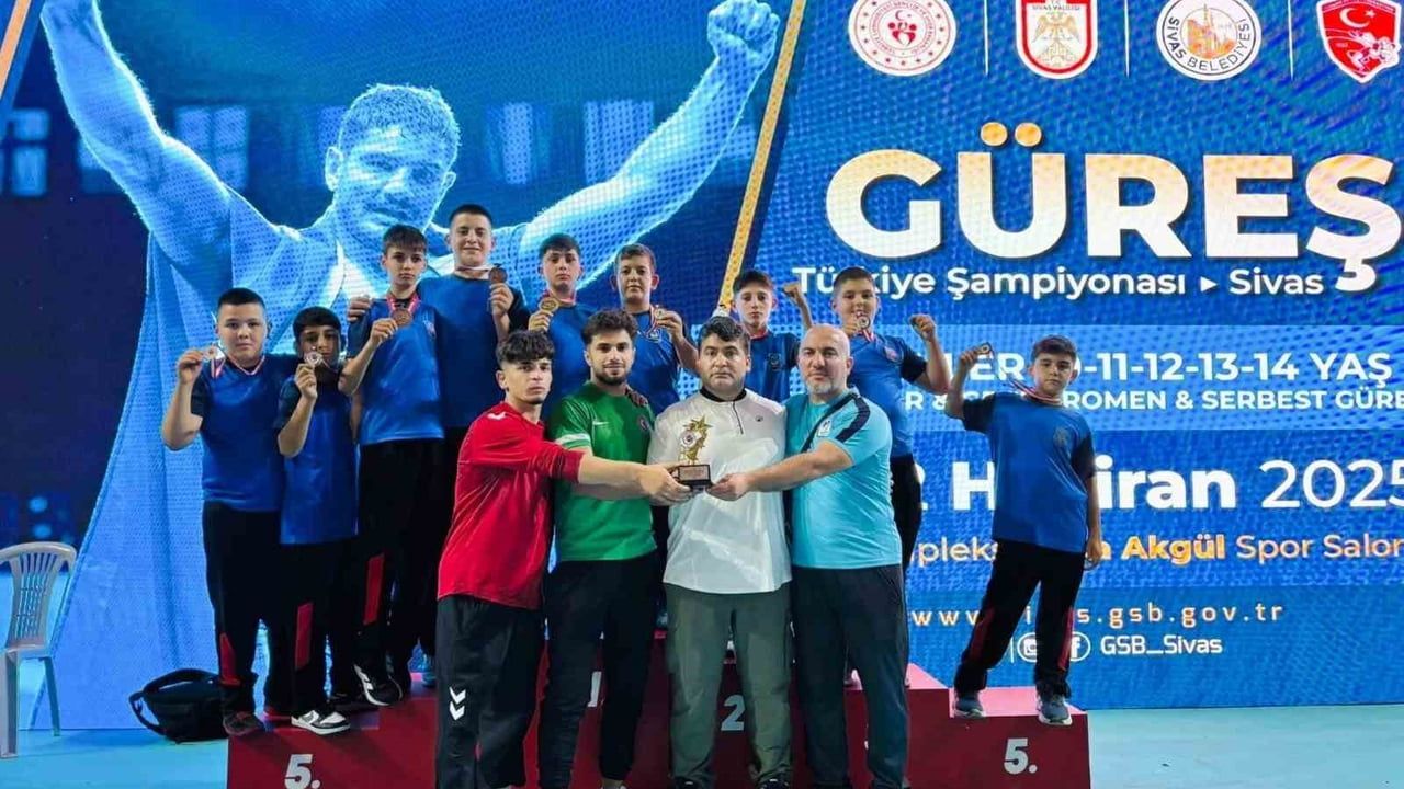 Yunusemre Belediyespor'un 2025 Yılı Performansı 211 Madalya ve 34 Kupa İle Tamamlandı