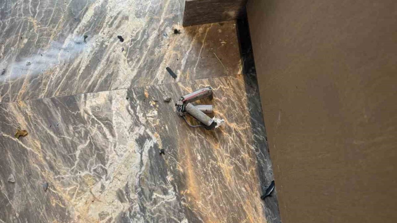 Zeytinburnu'ndaki Lüks Sitedeki Patlama Anları Güvenlik Kameralarında