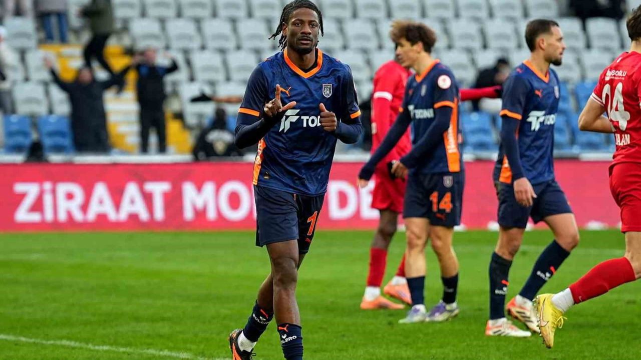 Ziraat Türkiye Kupası'nda Başakşehir Galibiyeti