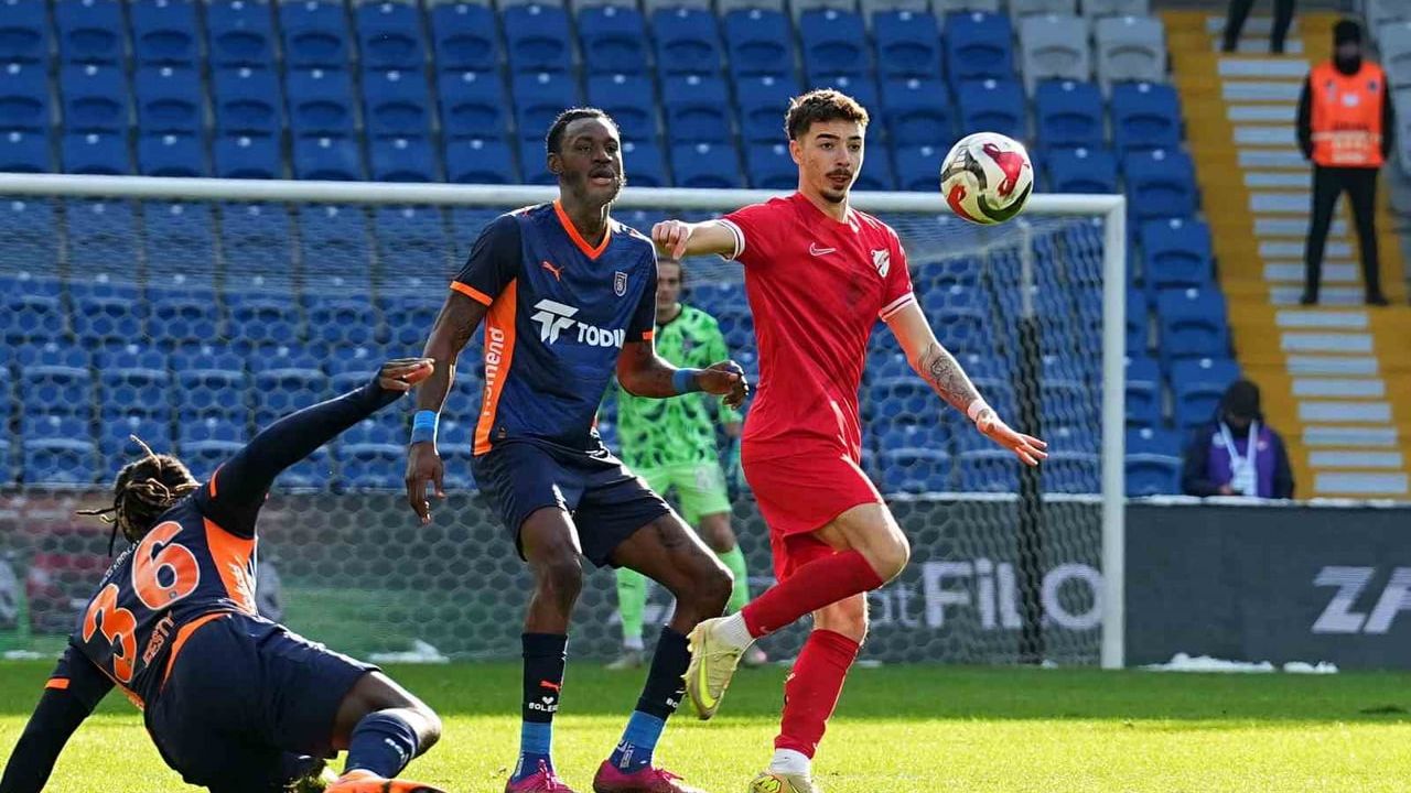 Ziraat Türkiye Kupası: RAMS Başakşehir ve Boluspor Karşılaşıyor