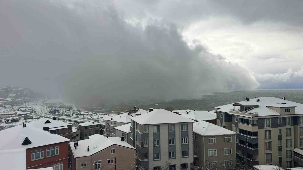 Zonguldak'ta Yoğun Kar Fırtınası