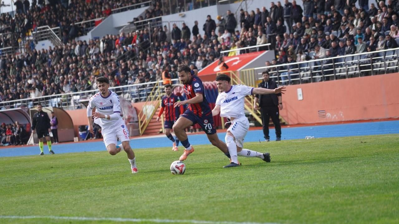 Zonguldakspor Karabük İdmanyurduspor'u 3-0 Geçti