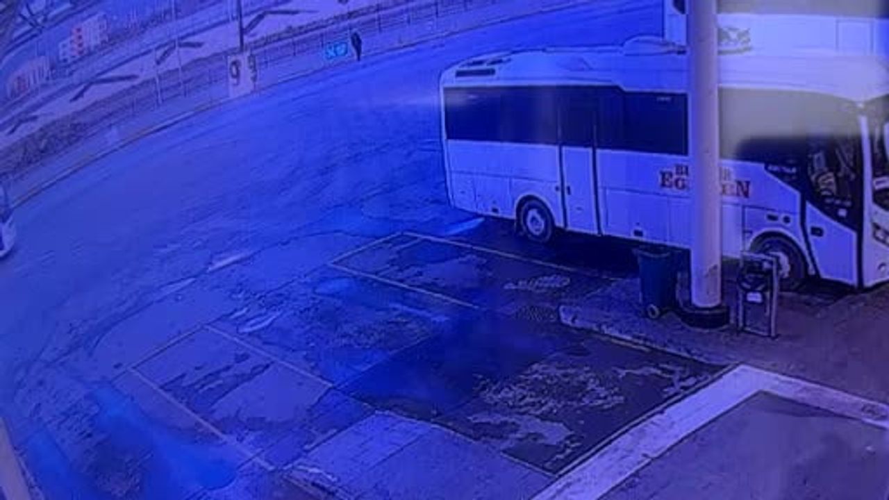 Antalya'da Feci Otobüs Kazası: Hayatını Kaybedenlerin İsimleri Açıklandı