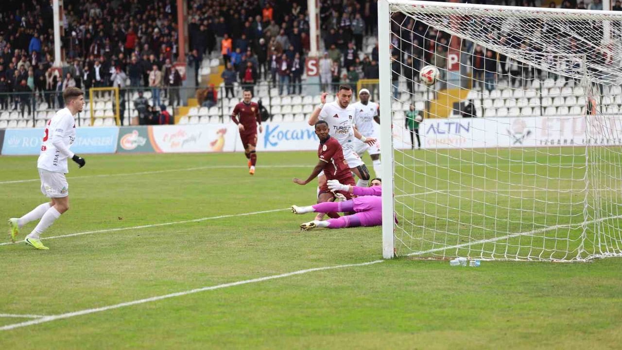 Bandırmaspor, Van Spor FK'yi 2-0 Yenerek Kazandı