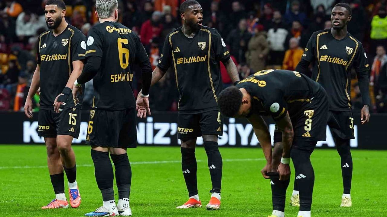 Galatasaray 2 - 0 Kayserispor: Süper Lig Heyecanı