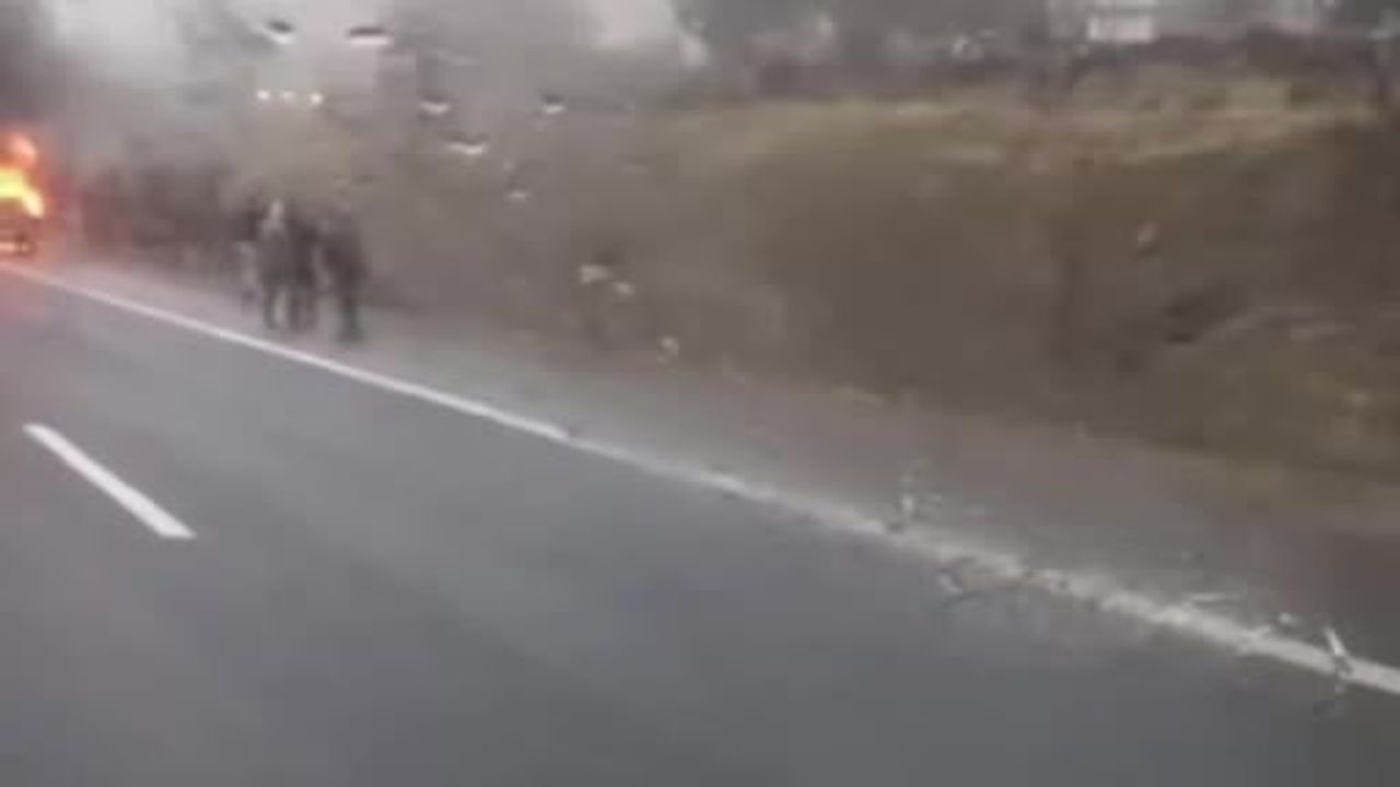 Gaziantep’te Seyir Halindeki Araç Yangını