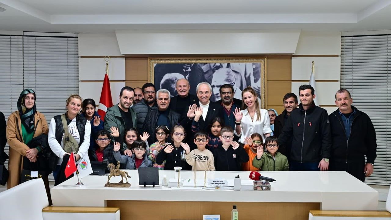 Kepez Belediyesi'nden Öğrencilere Gözlük Desteği