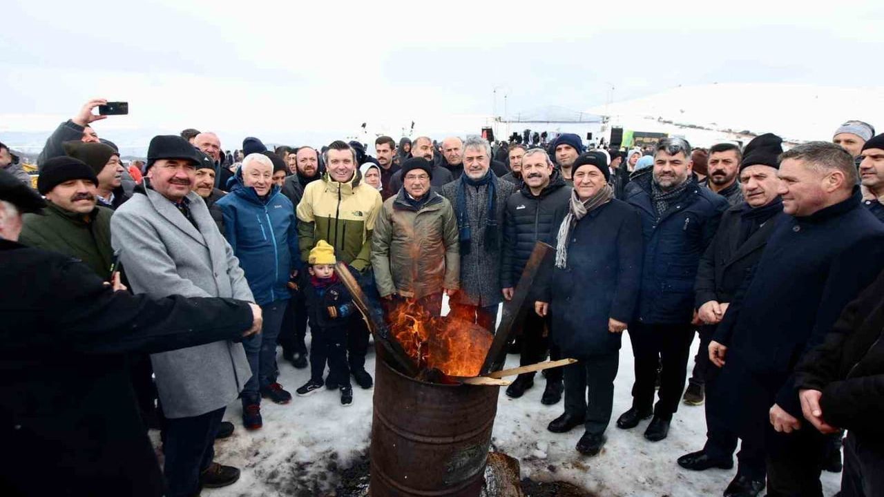 Ordu'da Renkli Kar Festivali Coşkusu
