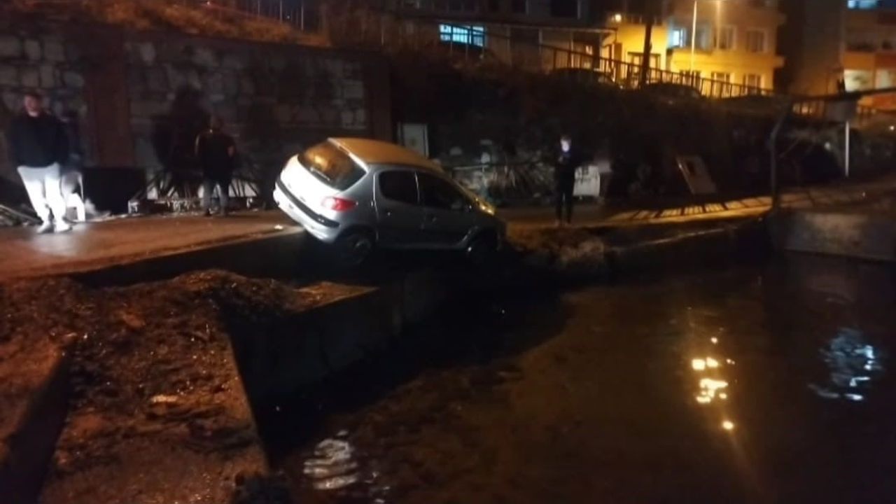 Sarıyer'de İkinci Araç Mendirekte Asılı Kaldı