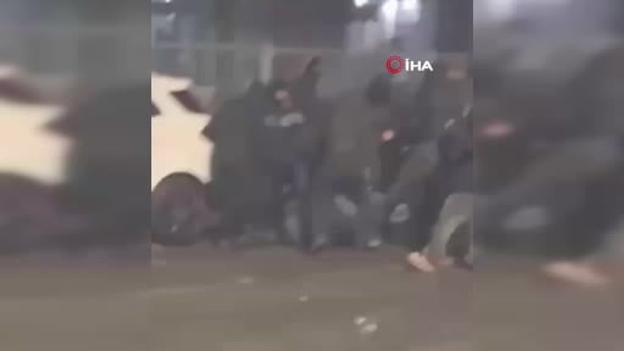 Torino'da Kültür Merkezi Protestosu: Şiddet Olayları ve Yaralı Polisler