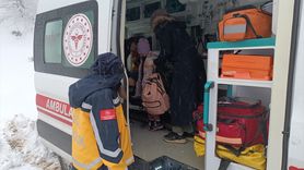 Amasya'da Karla Mücadele: Hasta Çocuğa Acil Yardım