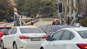 Anıtkabir Çevresine Ay-Yıldızlı Trafik Işıkları Kuruldu