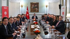 Cumhurbaşkanı Yardımcısı Yılmaz Londra'da Yatırımcılarla Buluştu