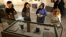 Mersin'de Tarihi Takılar Ziyaretçileri Bekliyor