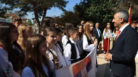 Edirne'de Balkan Çocuk Şenliği Coşkusu