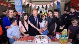 Kayseri'de Özel Gereksinimli Aleyna'ya İtfaiye Sürprizi