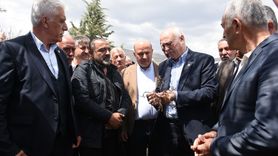 TZOB Genel Başkanı Bayraktar, Malatya'daki Kayısı Bahçelerini İnceledi