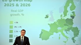 AB Komisyonu 2025 Büyüme Tahminini Aşağı Revize Etti