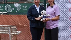 İpek Soylu'dan Lösemiyi Atlatan Çocuklara Tenis Eğitimi