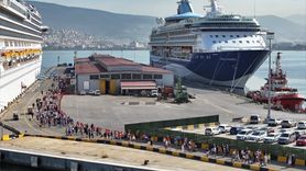 İzmir'e Kruvaziyerle Gelen Turist Akını